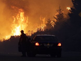 Orbit_four_columns_fire-in-santa-rosa-3