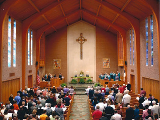 Orbit_four_columns_mumc_sanctuary_cross
