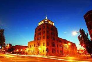 Orbit_four_columns_champaign_city_building